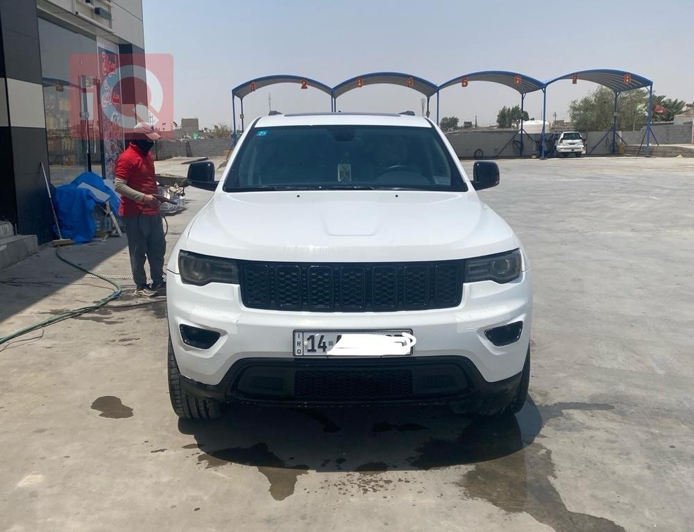 جيب جراند شيروكي